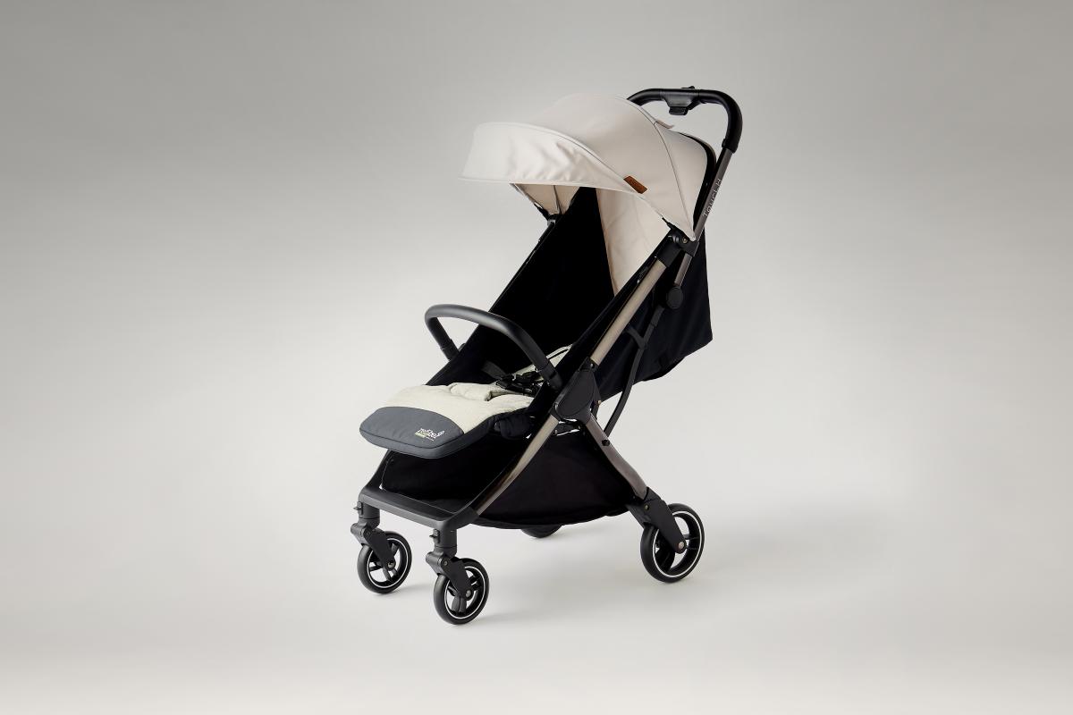 Giggles Tour LX Auto-Fold Stroller