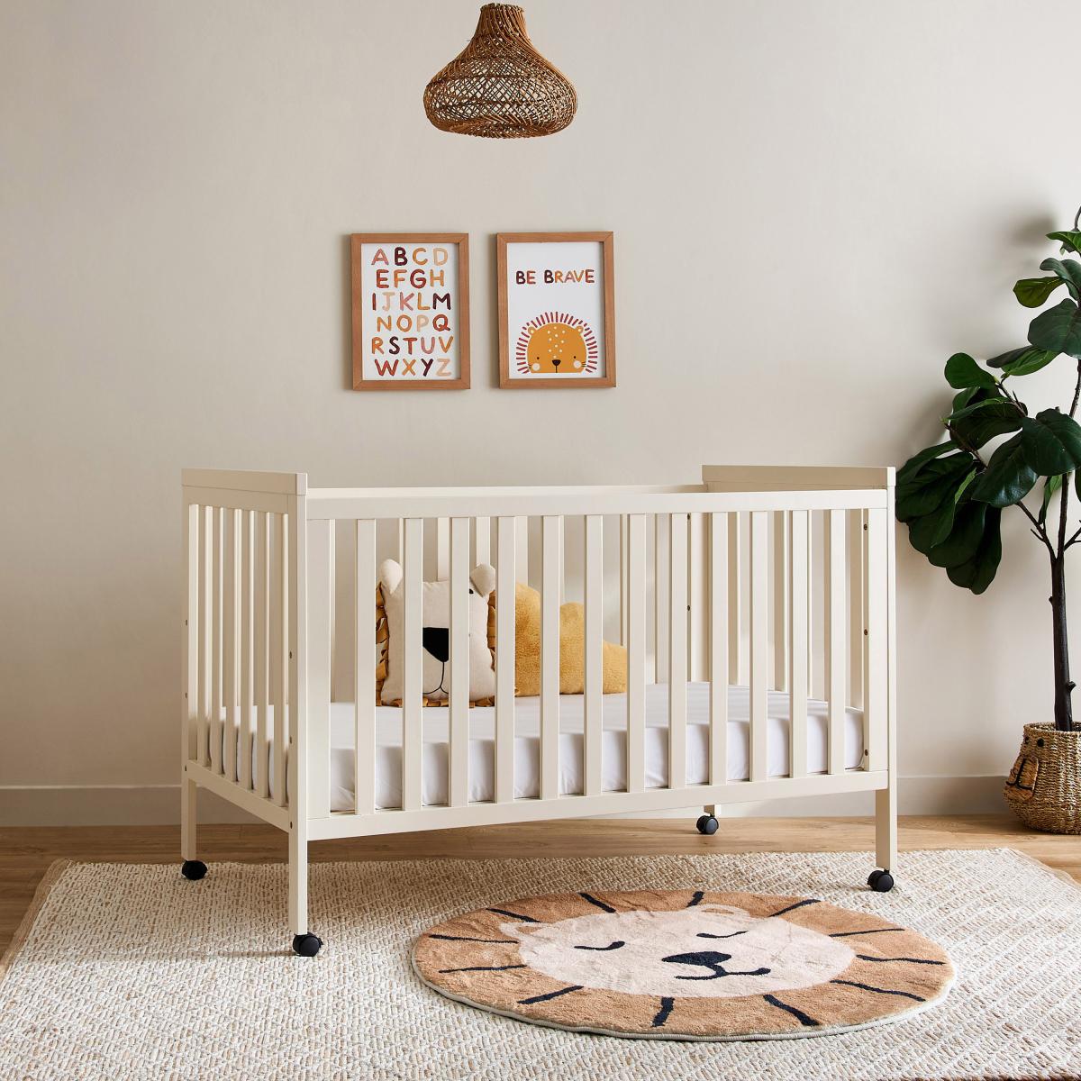 Juniors Oliver Crib