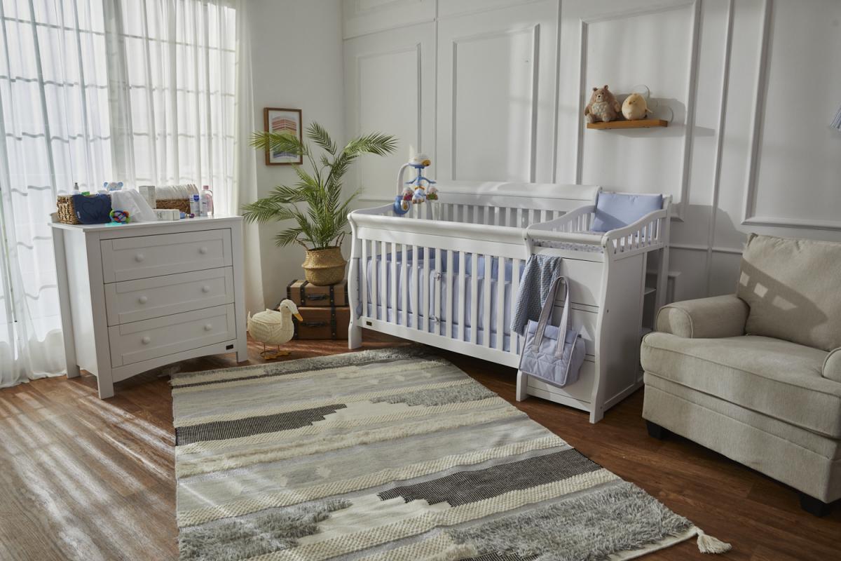 Giggles Jessica convertible baby crib